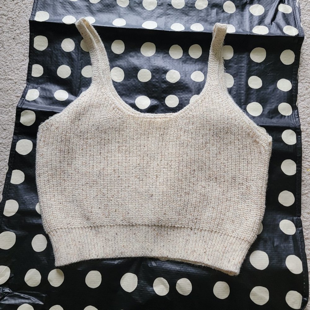 Sweater crop top